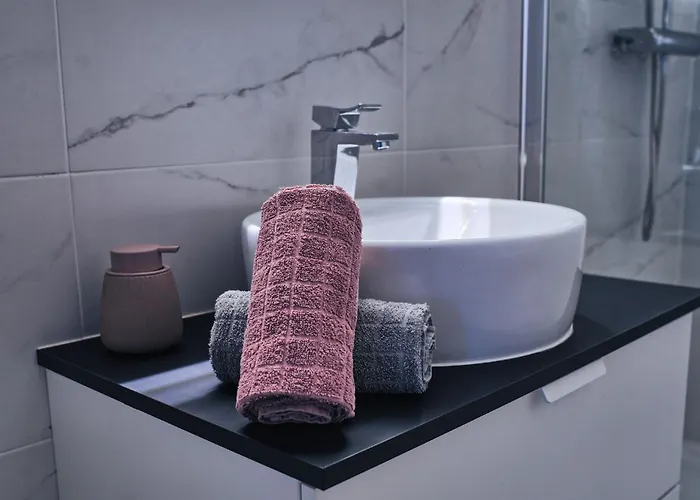 Comfort Trendy דירה *